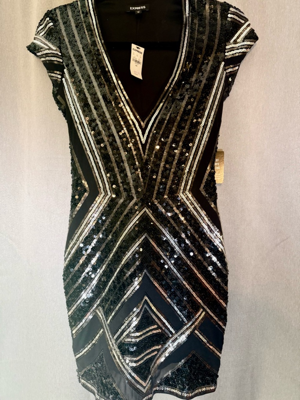 Express Black Sequin Geometric V-Neck Mini Dress